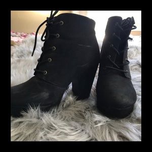 Guc sm forever Camille lace up booties